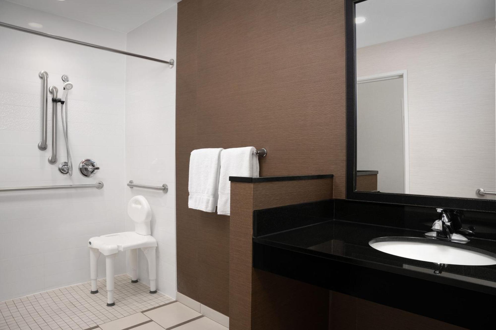Fairfield Inn & Suites By Marriott Sioux Falls Airport エクステリア 写真